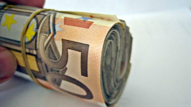 In the EU, everyone is more or less wrong